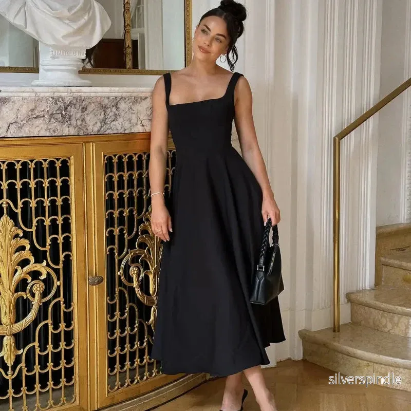 Olivia | Elegant Midiklänning med Fyrkantig Ringning och V-formad Midja - Bild 3