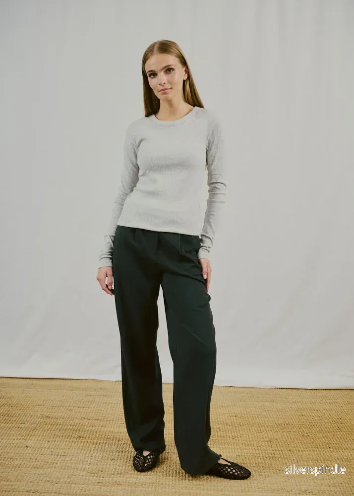 BS Margrethe Långärmad T-Shirt – Light Grey BS Margrethe Långärmad T-Shirt – Light Grey