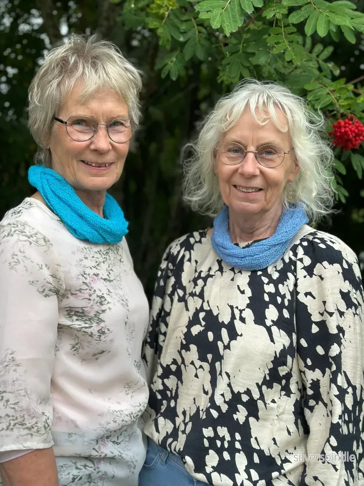 Eva Tubsjal – Liten finstickad tubsjal i 60+ färger Eva Tubsjal – Liten finstickad tubsjal i 60+ färger