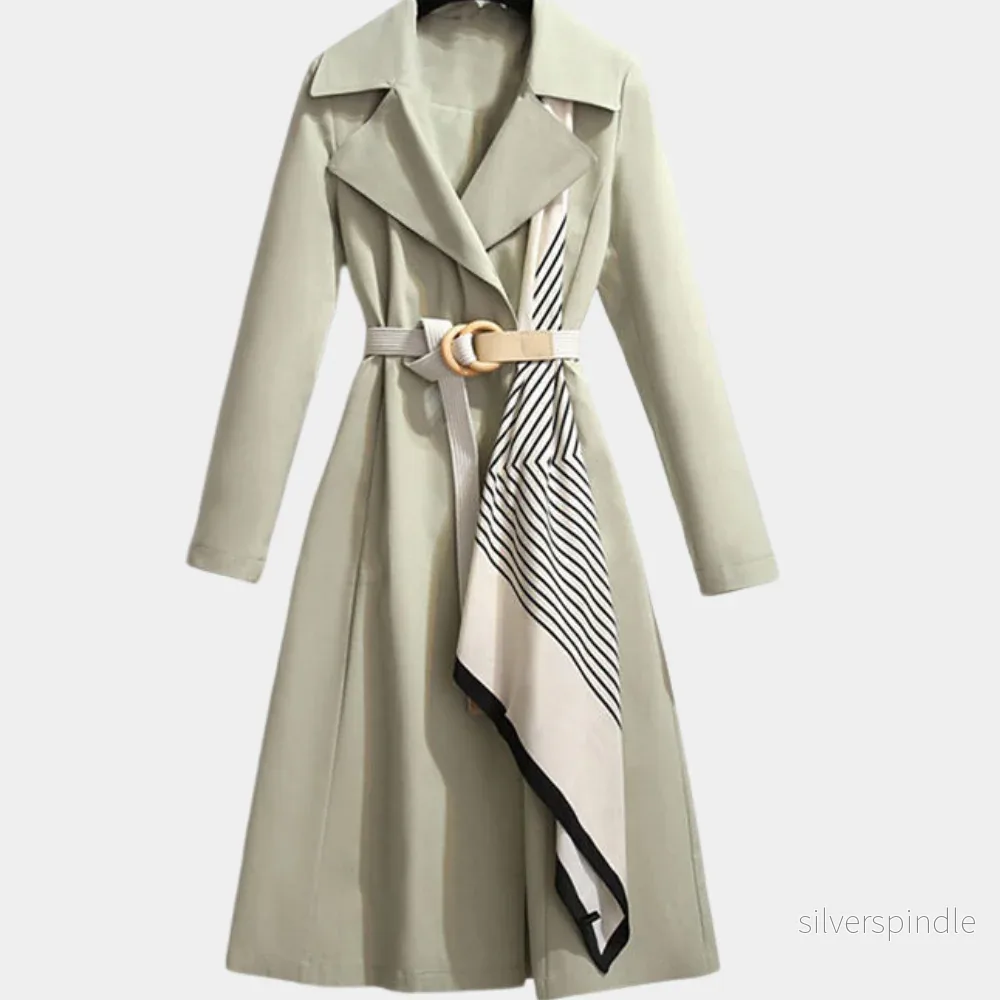 Elegant Trenchcoat Dam | Lätt Design med Bälte & Dekorativa Fickor för Mångsidig Stil Elegant Trenchcoat Dam | Lätt Design med Bälte & Dekorativa Fickor för Mångsidig Stil