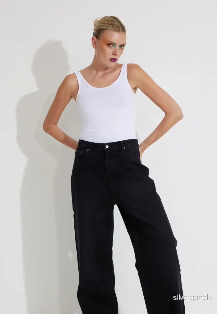 JEANS - Svart