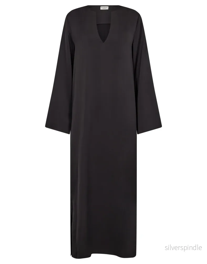 BS Callie Regular Fit Klänning – Black BS Callie Regular Fit Klänning – Black