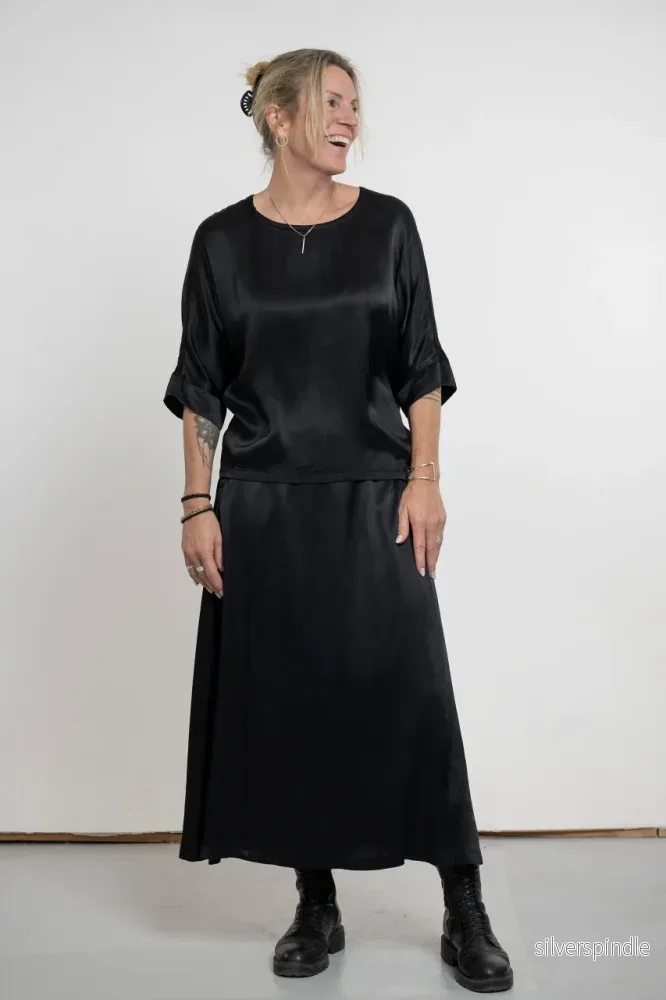 Holkblus satin Holkblus satin