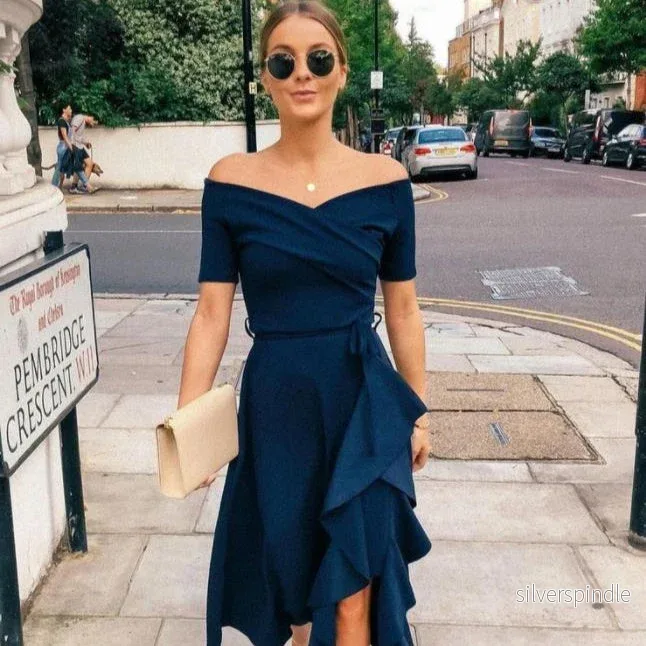Isabella | Elegant Asymmetrisk Klänning för Fest och Bröllop - Bild 2