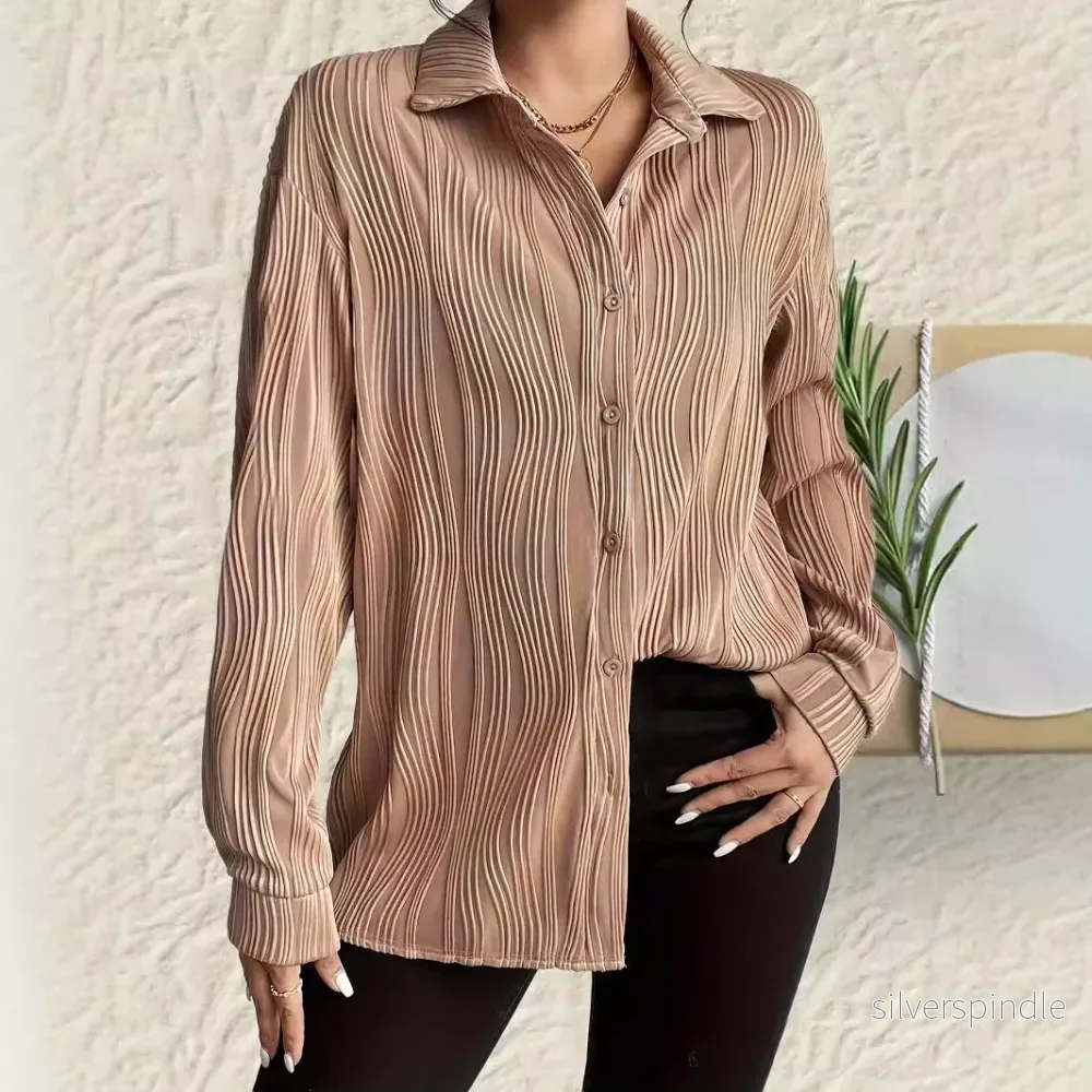 Olivia | Elegant Långärmad Plusstorlek Skjorta