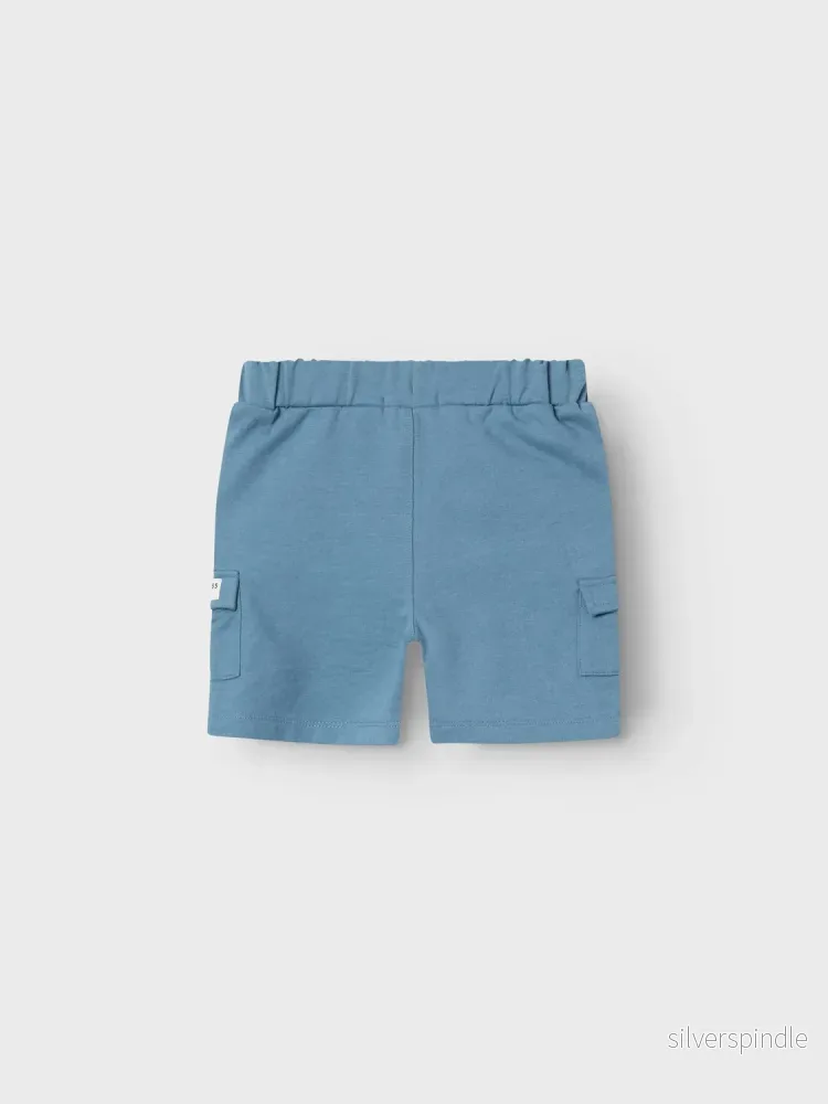 Blå mjukis shorts med fickor - Bild 3