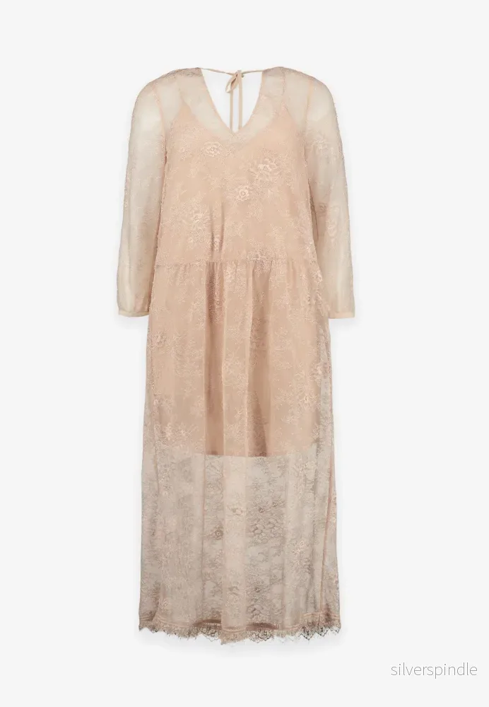 ALEXANDRINE DRESS – Creme ALEXANDRINE DRESS – Creme