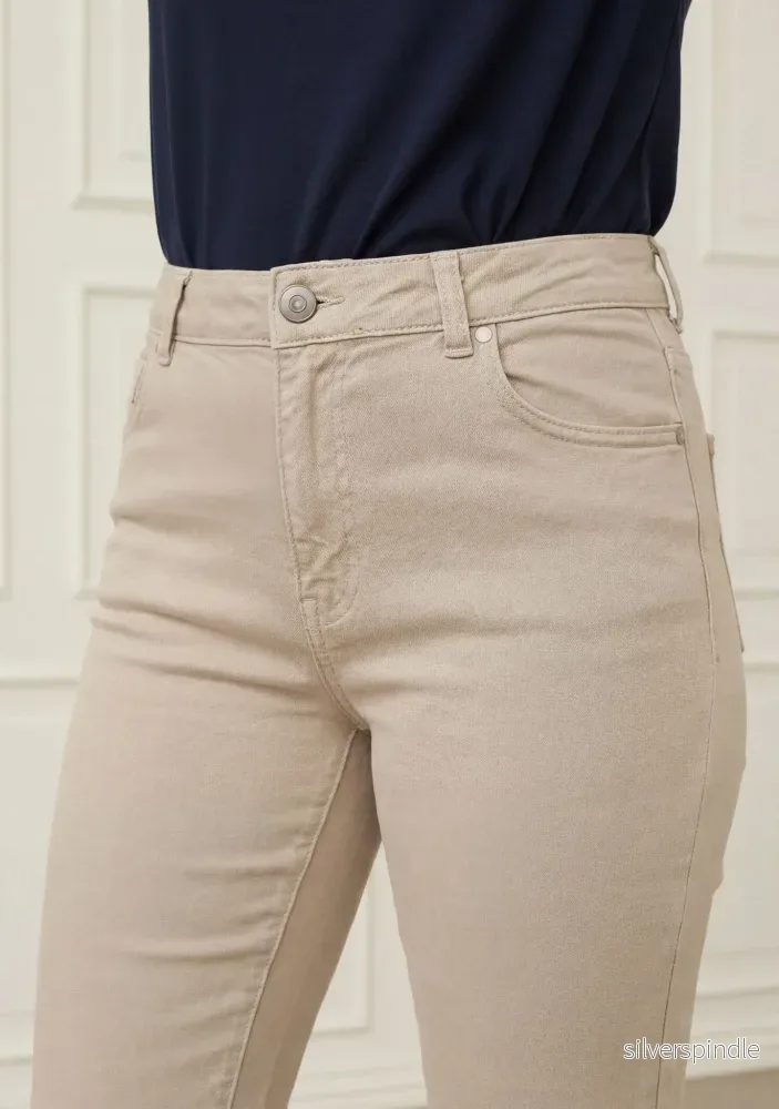 Como Twill Kickflare Pant - Dark Sand - Bild 2