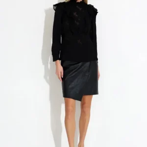 LORI TOP – Black LORI TOP – Black