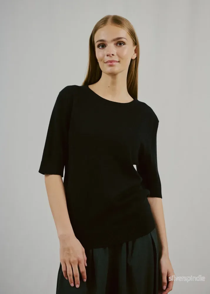 BS Annelie Regular Fit T-Shirt – Black BS Annelie Regular Fit T-Shirt – Black