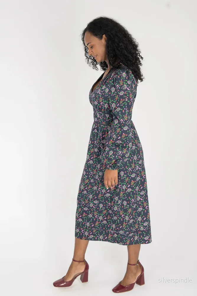 Cotton V-neck midi dress - Navy flowers - Bild 2