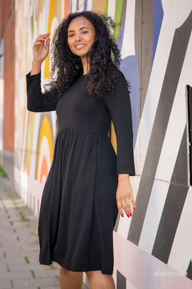 Ideal short jersey dress – Black Ideal short jersey dress – Black