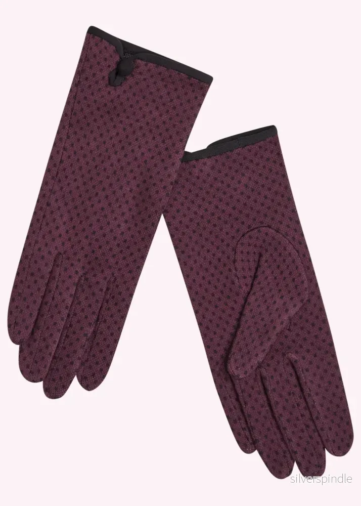 Stickade handskar – rot prickar Stickade handskar – rot prickar