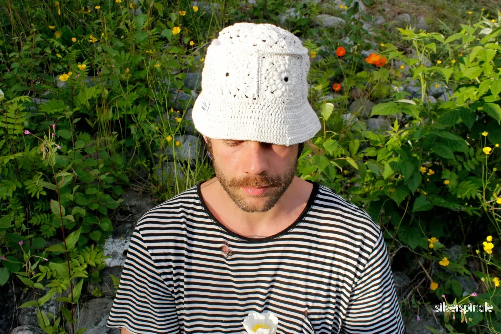 All white crochet bucket hat by Stina Knits All white crochet bucket hat by Stina Knits