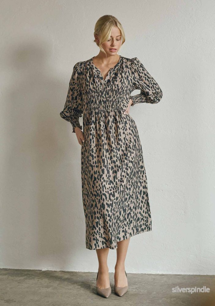 Ane V-Neck Dress – Black Drops