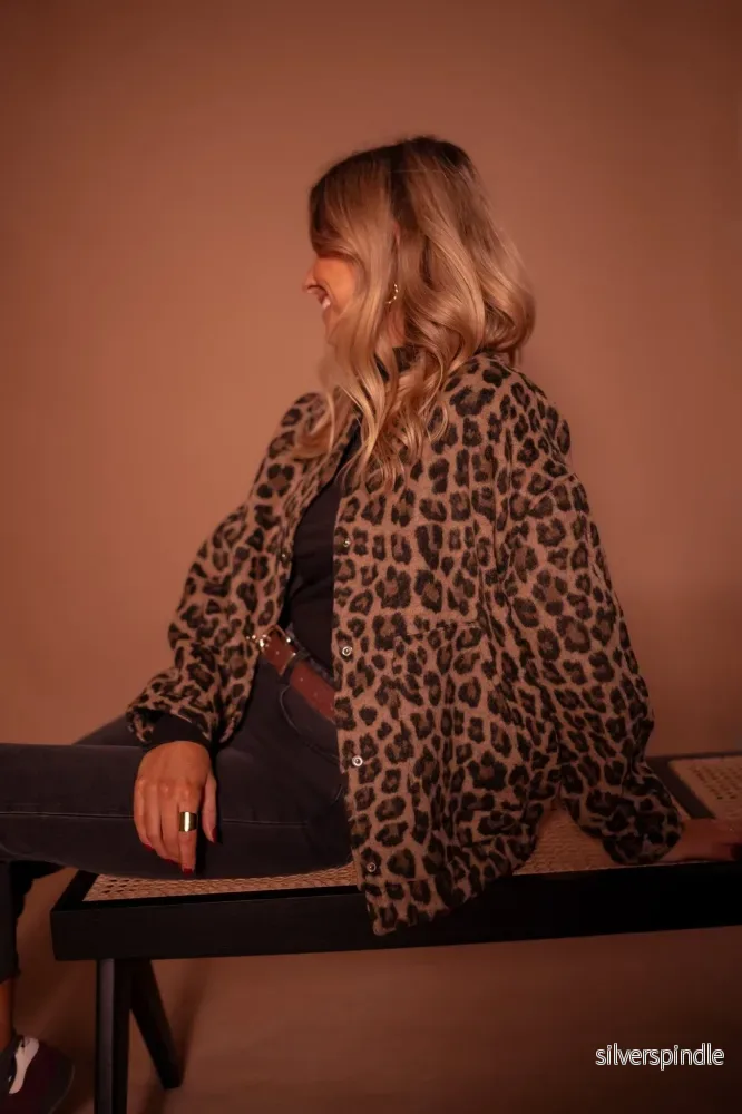 Liam | Trendig Lätt Höstjacka med Leopardmönster - Bild 3