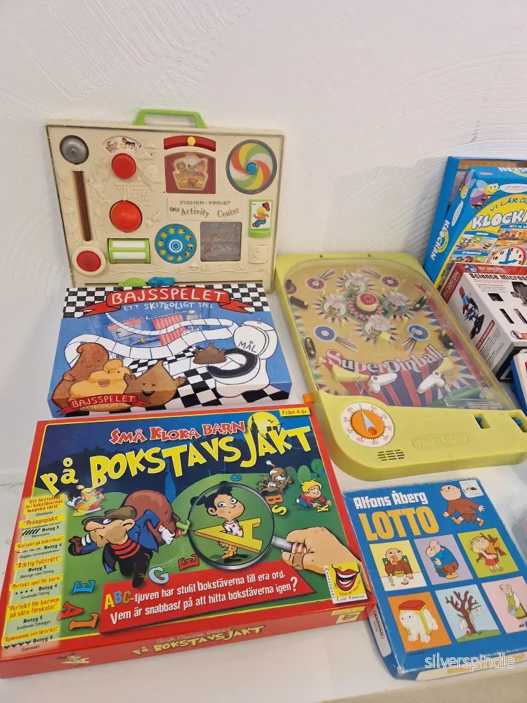 Diverse spel & mikroskop - Bild 3