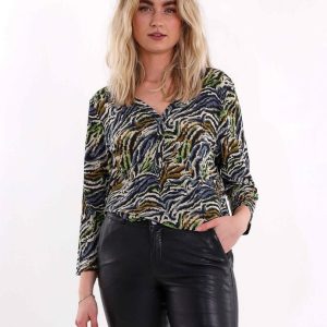 NANNA TOPP – Green animal NANNA TOPP – Green animal