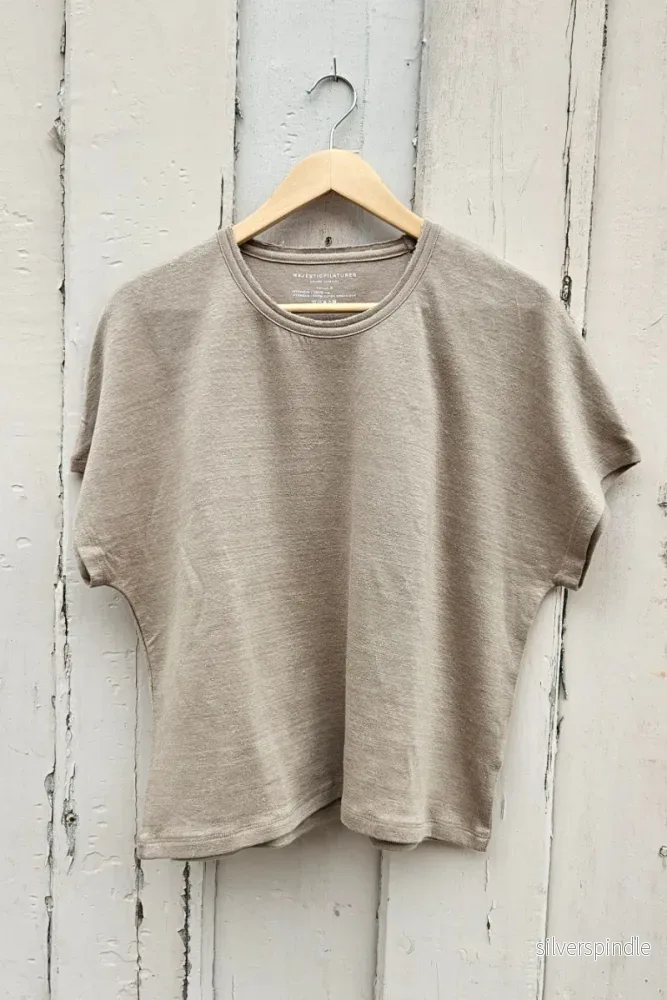 T-shirt i lin och bomullstrikå T-shirt i lin och bomullstrikå