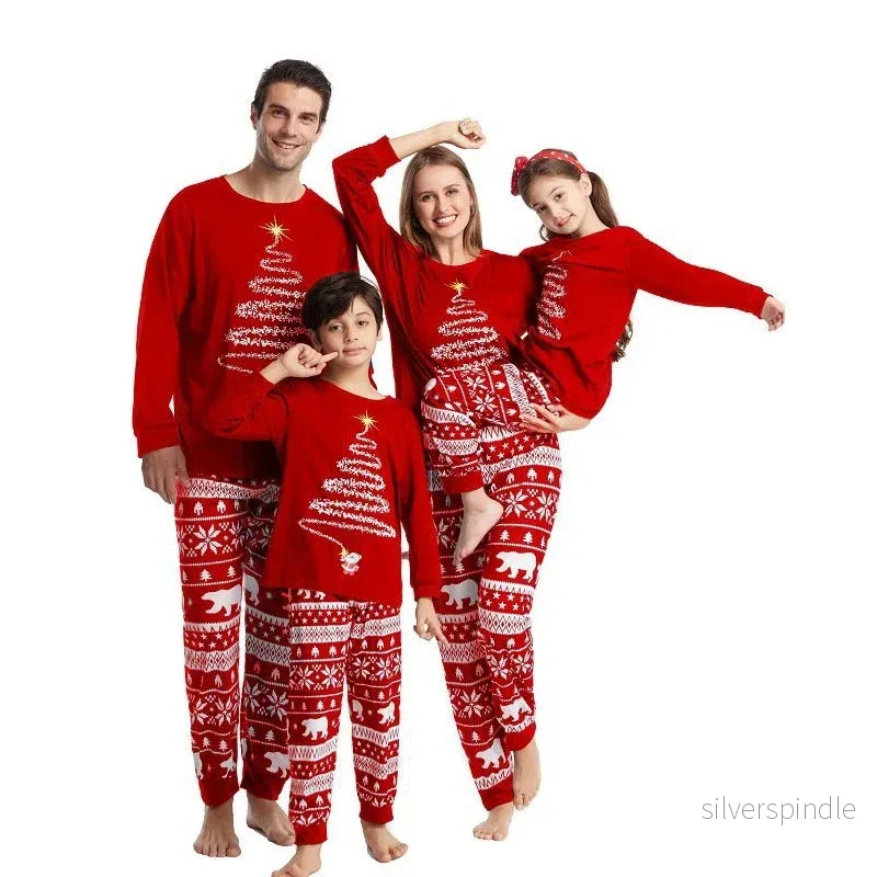 Familjepyjamas | Julpyjamas Set med Koordinerande Design för Alla Åldrar och Bekväm Passform - Bild 3